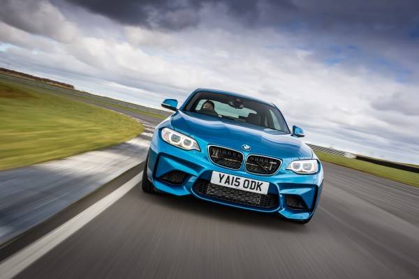 BMW M2クーペ