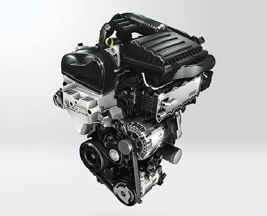 後期型用の1.2 TSI。モジュラー設計に変わりDOHCを採用 