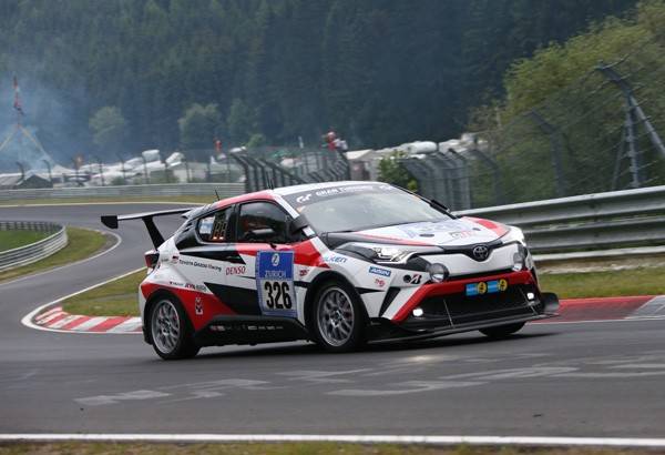 SP2Tクラス3位となったTOYOTA C-HR Racing