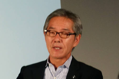 SOFC技術をプレゼンテーションした土井三浩･総合研究所所長 