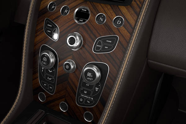 16_05024_VH_118_Last_Of_9_A_V01_Interior_Rotaries