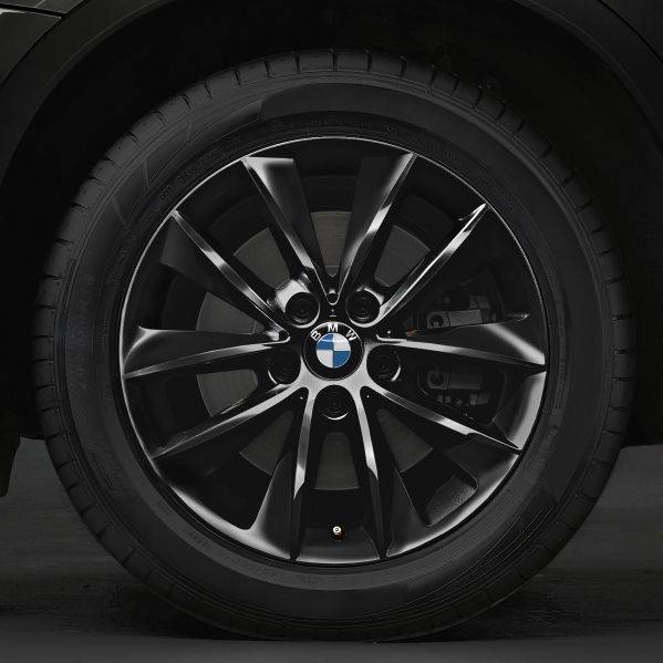 P90224467_lowRes_bmw-x3-celebration-e