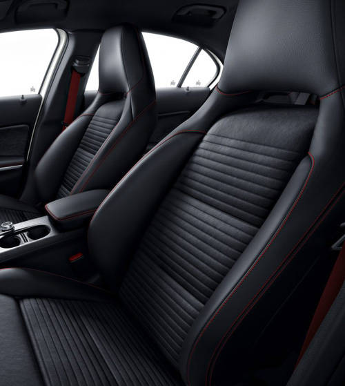 A45_4MATIC_Racing_Edition_3
