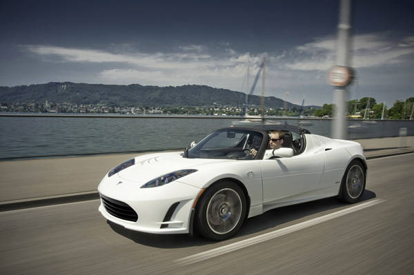 roadster_profile-medium