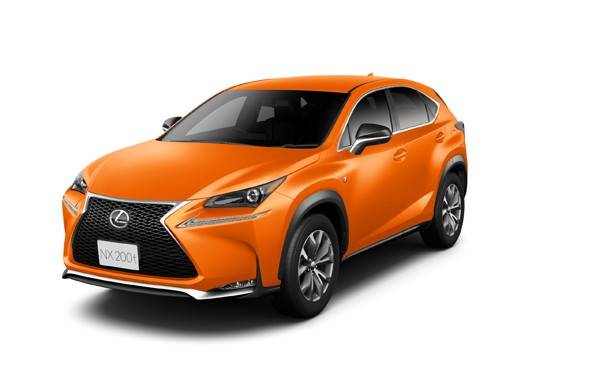 NX200t “F SPORT”（ラヴァオレンジクリスタルシャイン） 