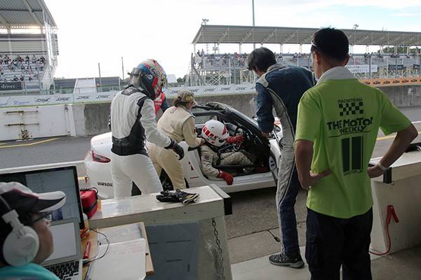 津々見友彦さんから笹原右京さんへバトンをつなぐ