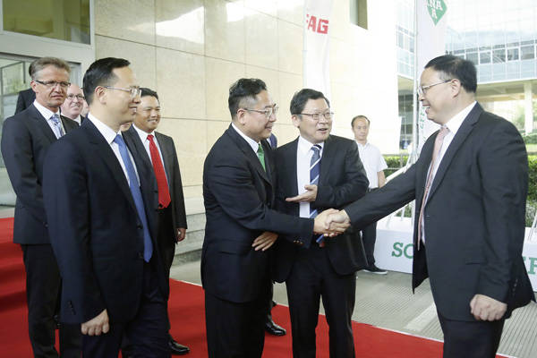 Besuch in Anting (China) einer Delegation der chinesischen Provi
