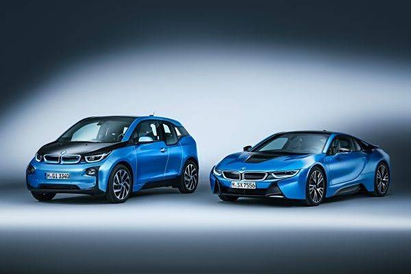 P90216953_lowRes_bmw-i3-94ah-bmw-i8-0
