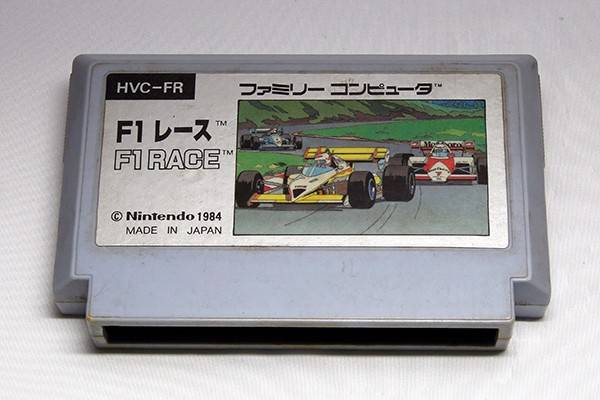 ブラバムのピケとマクラーレンのプロストをイメージしたパッケージ