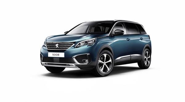 5008は7人乗りSUV。プジョーの次世代プラットフォームであるEMO2を採用している。