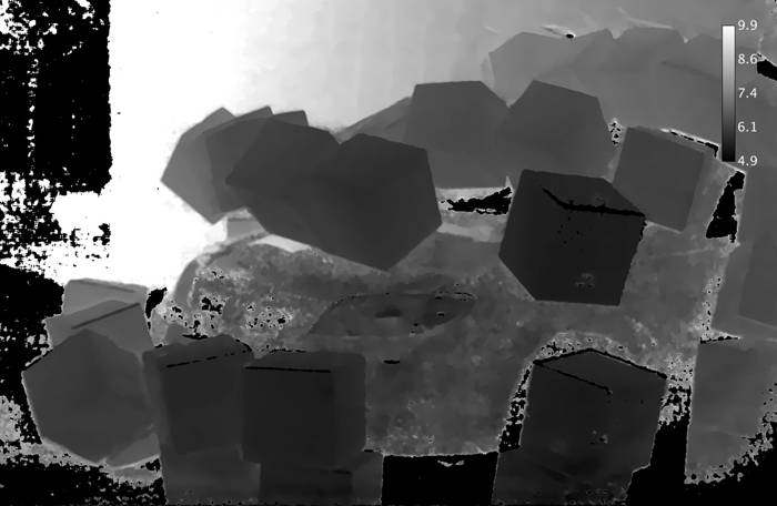 車両がダンボールでできた壁に衝突する様子をTetraVueの3D LIDARで捉えた図
