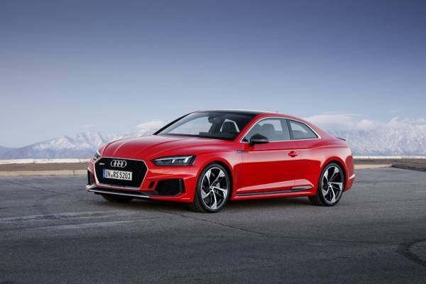 Static photo, Color: Misano Red