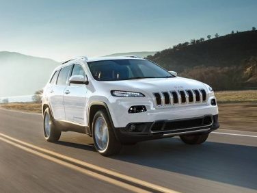 ジープ、デイタイム・ライトなど充実装備が魅力の限定車「Cherokee Limited Special」を発売