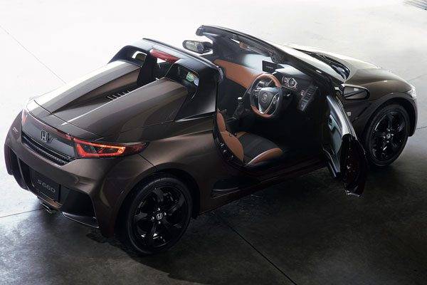 Honda 「S660」にレザー内装の特別仕様車を設定し発売