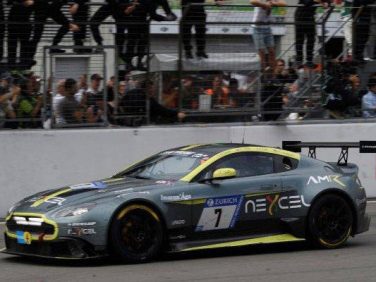 Vantage GT8がニュルブルクリンク24時間レースSP8クラスで優勝