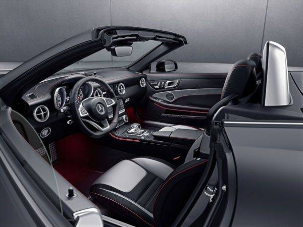 メルセデス・ベンツ AMG SLC43 RedArt インテリア