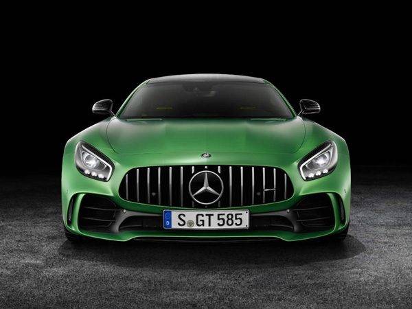 メルセデスAMG GT R フロントビュー