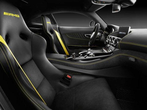 メルセデスAMG GT R インテリア