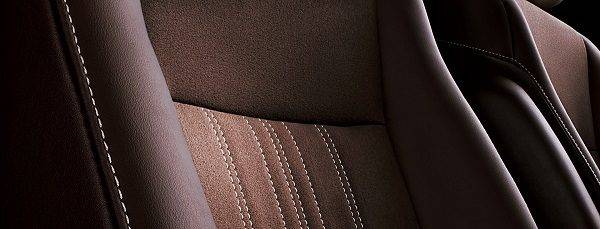 トヨタ　エスクァイア　TOYOTA ESQUIRE Gi　Premium Package　シート　ブランノーブ