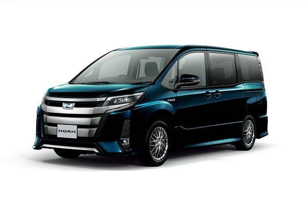 トヨタ　ノア　Si　ハイブリッド　ブラッキッシュアゲハガラスフレーク
