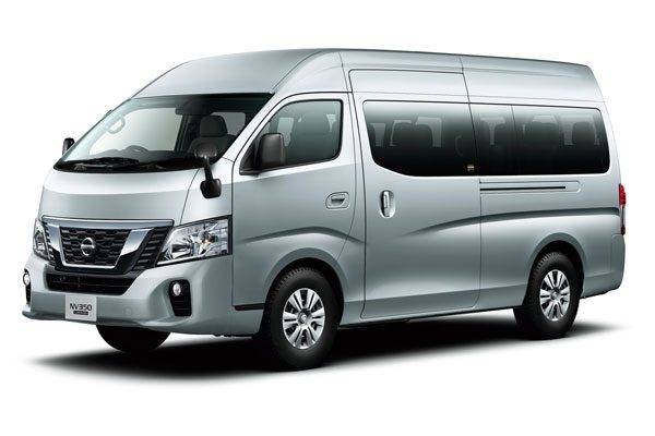 日産　NV350キャラバン　マイクロバス