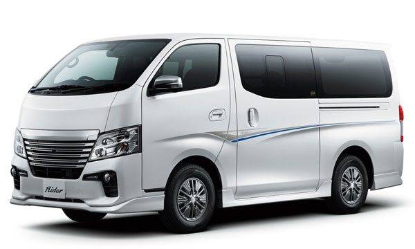 日産　NV350キャラバン　ライダー　プロ・スタイル・パッケージ
