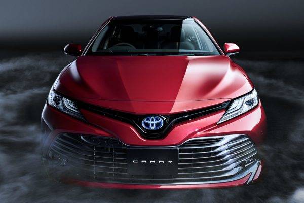 トヨタ 新型カムリ フロントイメージ