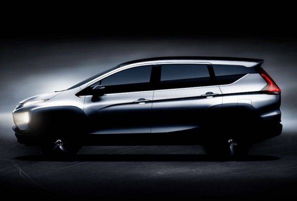 三菱自動車 小型クロスオーバーMPV サイドビュー
