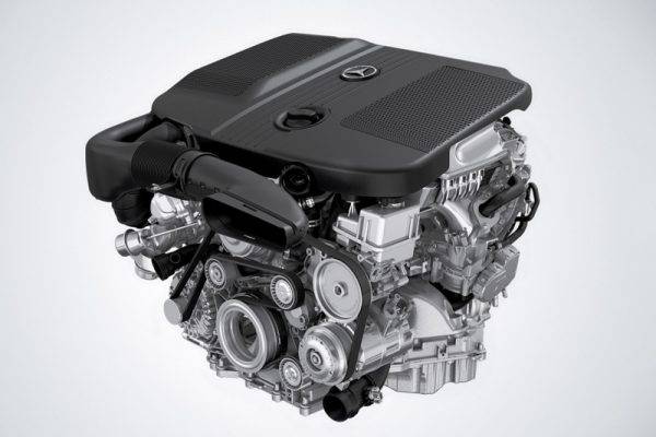 メルセデス・ベンツ　2.2Lディーゼルターボエンジン　OM651型