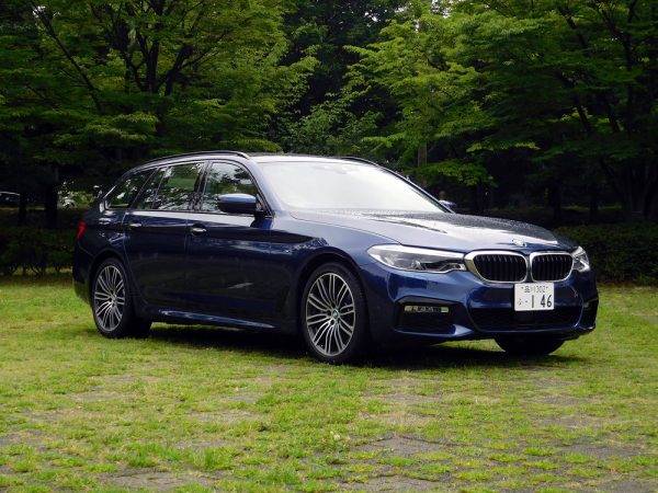 BMW　540iツーリング　フロントイメージ