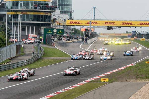 ニュルブルクリンク6時間レース　決勝レーススタート
