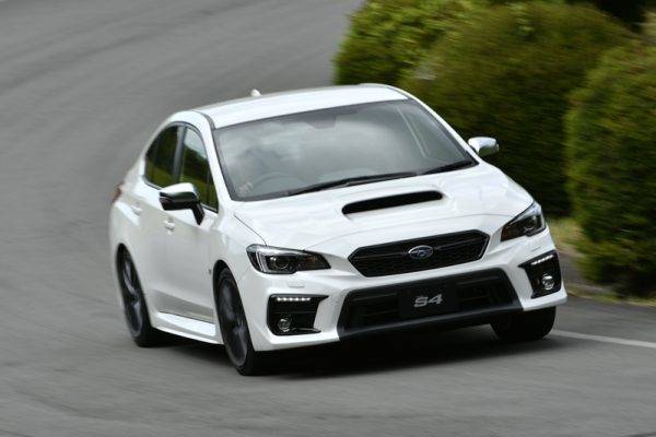 スバル WRX S4 走行イメージ