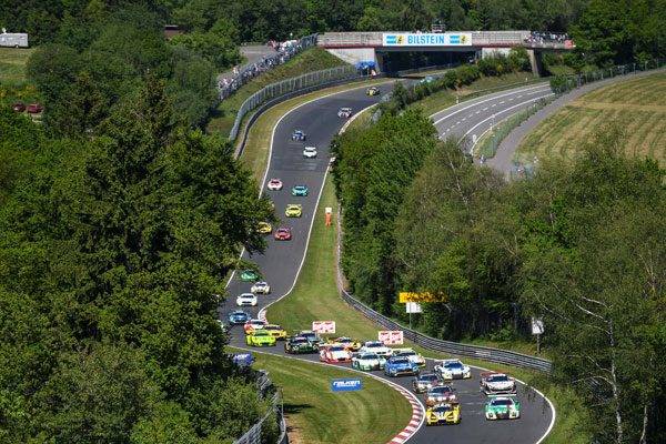 クルマ開発の聖地「ドイツ ニュルブルクリンク・サーキット」とは