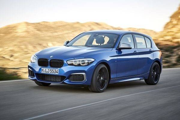 BMW　1シリーズ　マイナーチェンジ　M140i　走行イメージ