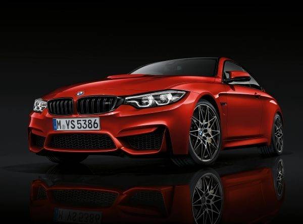 BMW M4コンペティション マニュアルトランスミッション