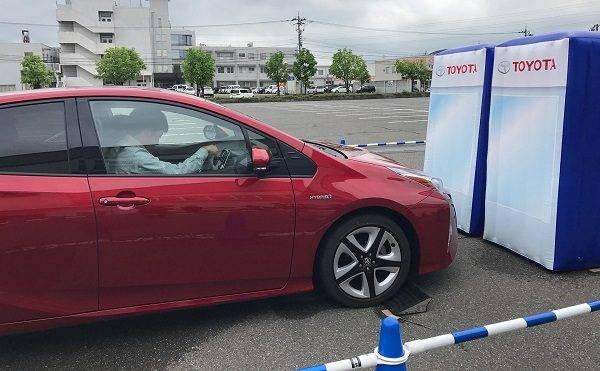 トヨタ　販売店主催のICS体験会風景