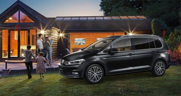 Golf Touran Milano Edition（ゴルフ トゥーラン ミラノエディション）　フロントイメージ