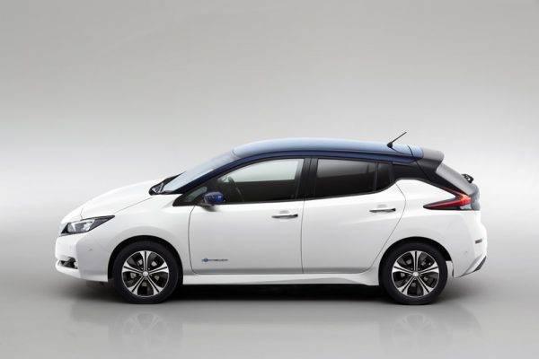 日産 新型リーフ サイドイメージ