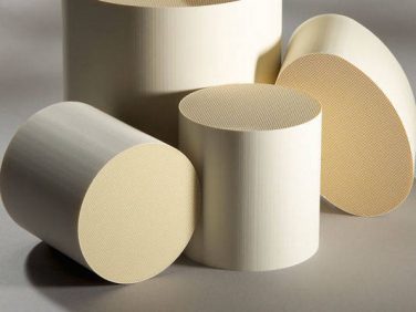 コーニング PSAグループのピュアテック・ガソリン直噴エンジンにガソリン・パティキュレート・フィルターを供給