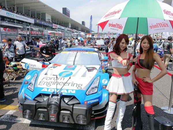 鈴鹿1000kmレース rafineeレディ