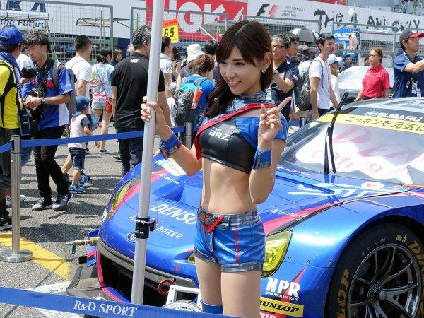 鈴鹿1000kmレース スバルキャンペーンガール
