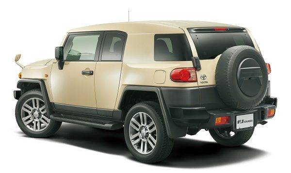トヨタ　FJクルーザー　特別仕様車　Final Edition　リヤイメージ