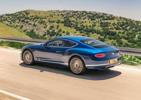 ベントレー 新型コンチネンタルGT リヤイメージ