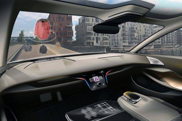 コンチネンタル　フランクフルトショー　コックピットビジョン2025　ヘッドアップディスプレイで運転中に買い物も可能