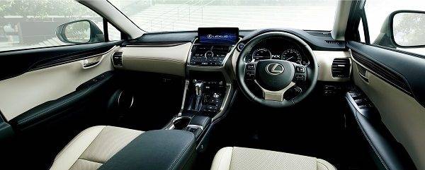 LEXUSは、NX300h／NX300をマイナーチェンジ　NX300hバージョンL　コックピット