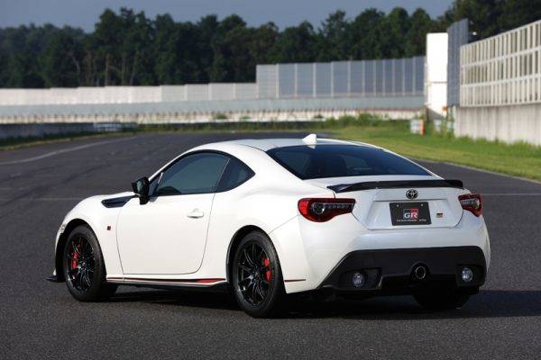 トヨタ　GRブランド　86GRプロトタイプ