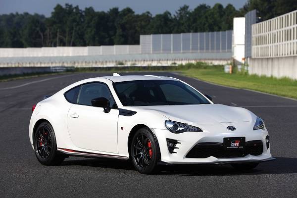 トヨタ　新スポーツブランド　GR　86GR