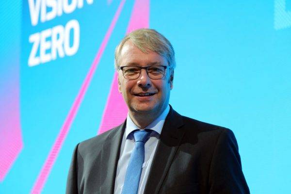 ZF　自動運転向け製品群を公開　CEOゾンマー博士