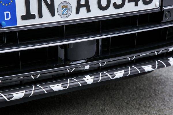アウディ レベル3の自動運転システムを新型A8に搭載　フロントレーザーセンサー