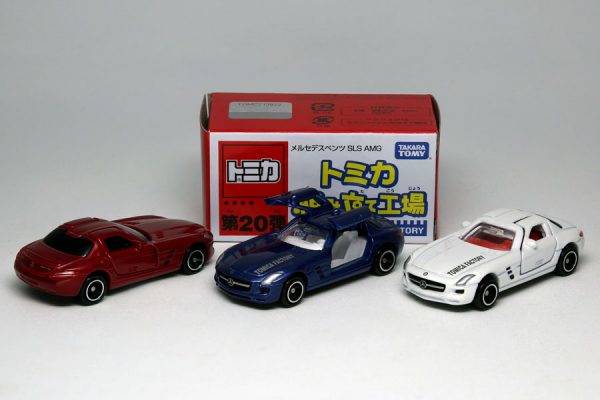 トミカ組立工場で製作したトミカ